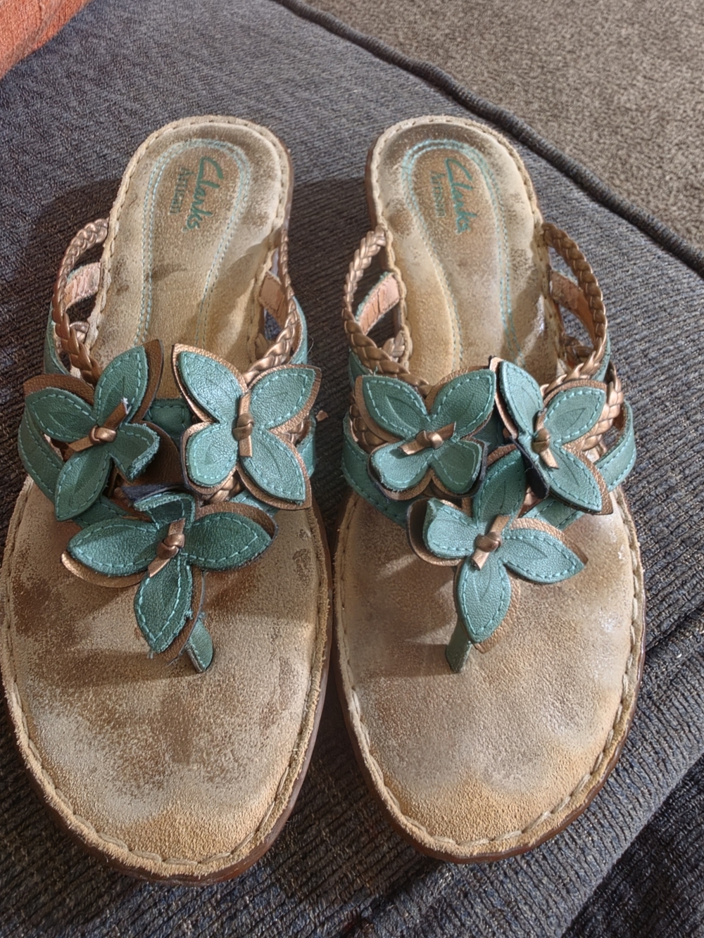Clarks Teal Butterfly Leather Thong Sandals - Women